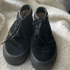 Vans Chukka 49 DX Anaheim Factory • UNISEX 6.5 men 8.0 women • black suede